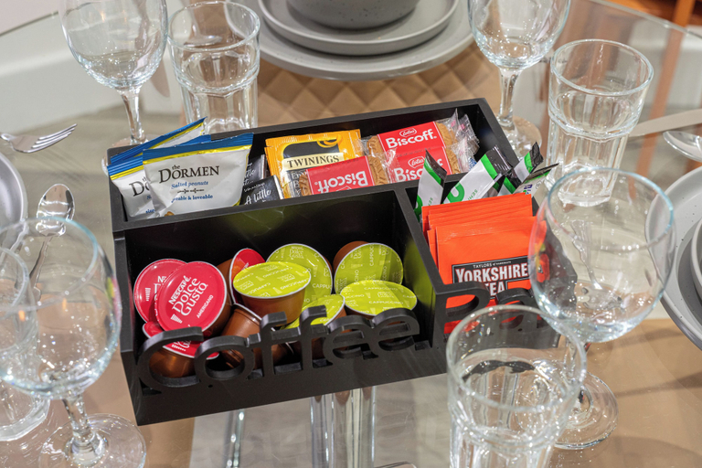 Food & Drinks 4, Imperial Fulham Apartments, London
