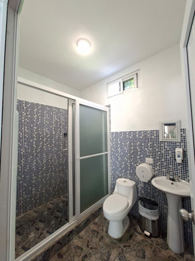 Bathroom 3, Hotel Pazifico Monterrico, Taxisco