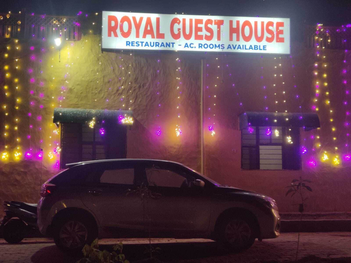 Property grounds 2, Royal Guest House, Ganganagar