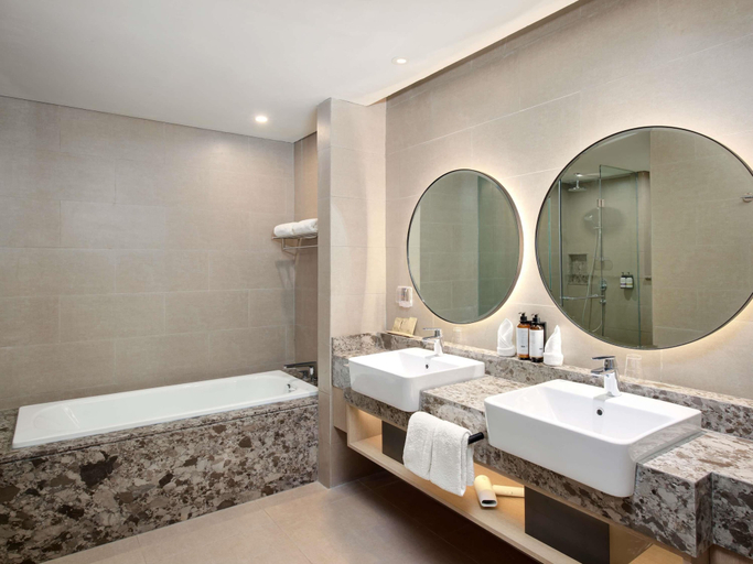Bathroom 5, Mercure Bengkulu, Bengkulu