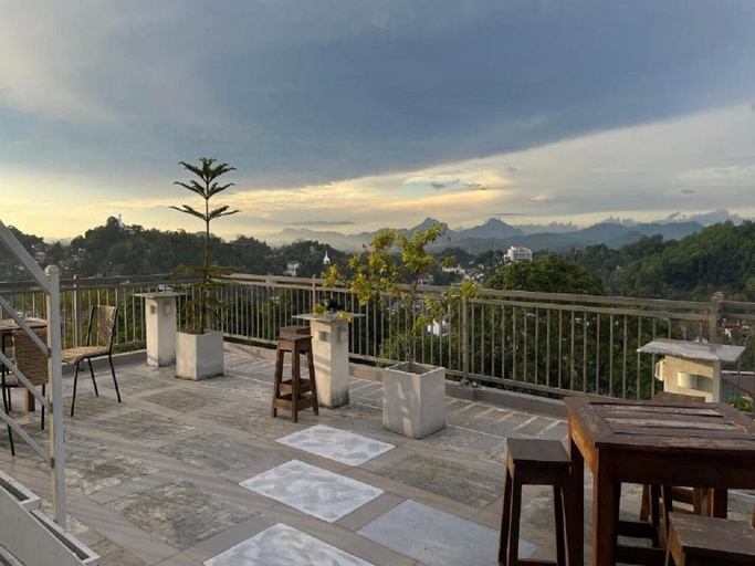Outdoor dining 3, Sun Dove Suit - Kandy, K.F.G. & G. Korale