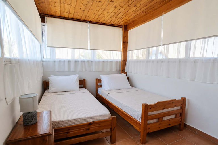 Room 2, Relaxed Coastal Living Near Spiatza Beach, West Greece