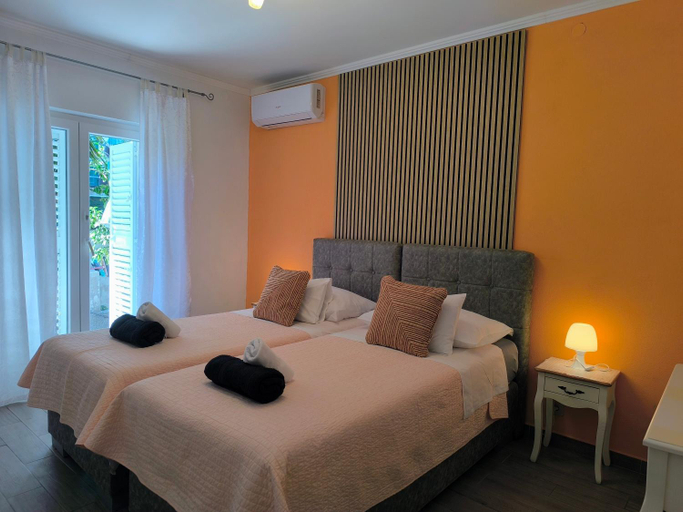 Bedroom 2, Apartments Desa Petric, Hvar