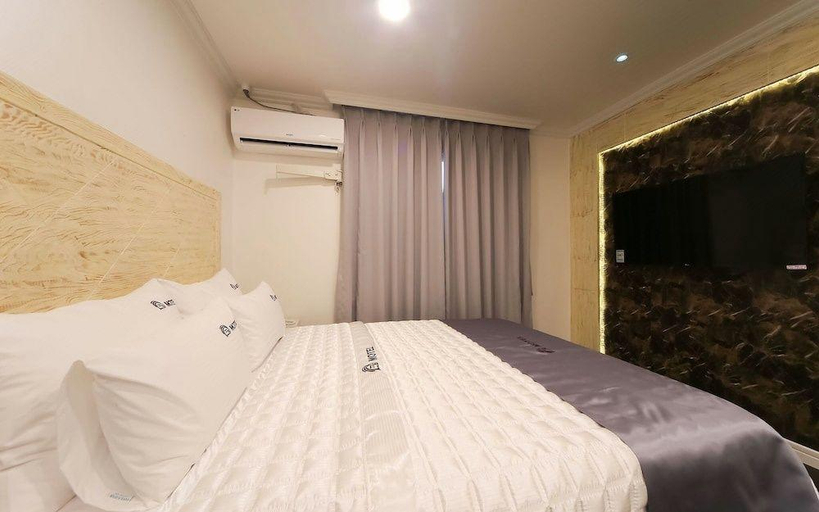 Bedroom 2, Prince Motel, Dongnae