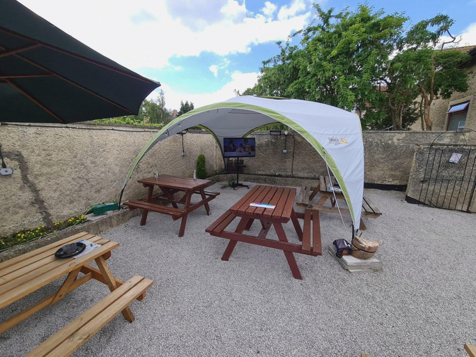 Others 5, The Coach House, Leicestershire