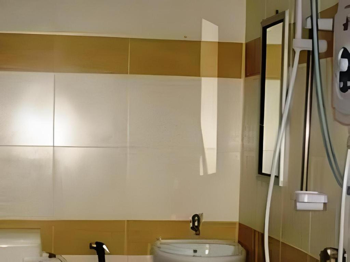 Bathroom 3, D'Warung Motel, Langkawi