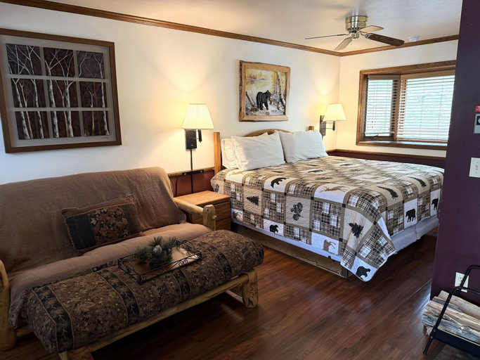 Bedroom 2, Sunnyside Knoll: 3 1 Bedroom Studio, Larimer