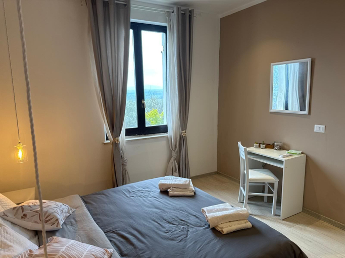 Room 3, Villa BRUNI Wine Guest House, Perugia