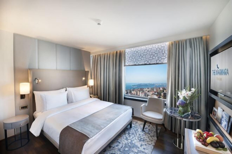 Bedroom 3, The Marmara Taksim, Beyoğlu