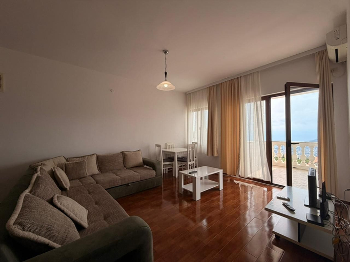 Others 4, Apartments Oasis