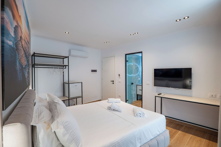 Room 4, Sagittarius Hotel, Sarandës