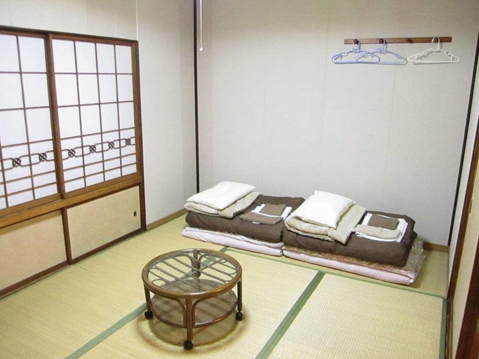 Bedroom 4, Guesthouse Enishi, Toyama