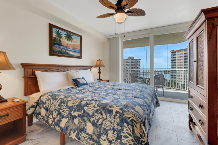 Bedroom 3, Lovers Key #806, Lee