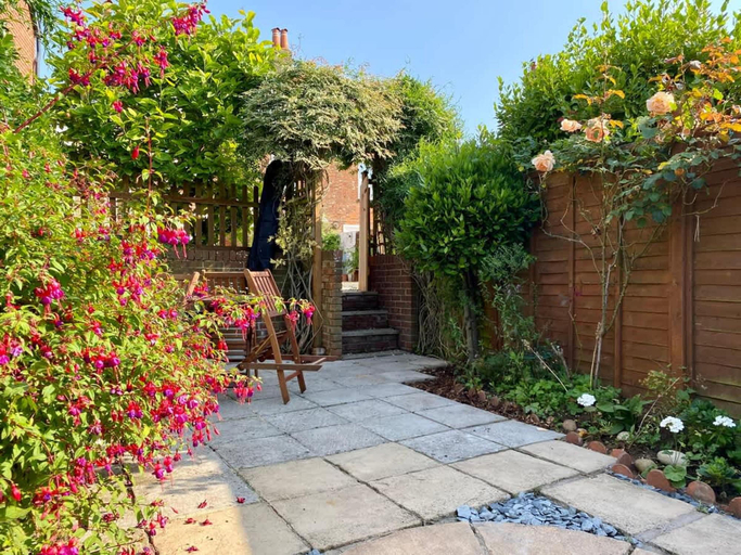 Room 3, Sun Hill Cottage Charming 3 Bed in Cowes Old Town, Isle of Wight