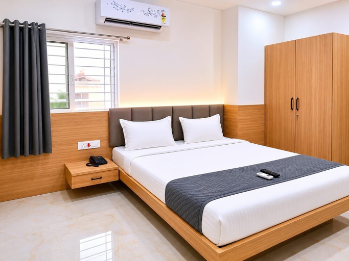 Room 5, Hotel Narsingi, Ranga Reddy