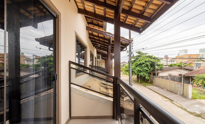 Terrace/patio 3, 3BR Townhouse w/ BBQ 700m From Beach Rpp0678, Penha