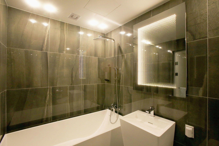 Bathroom, Hotel Lavieen, Songpa
