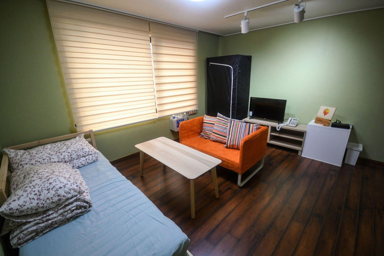 Bedroom 3, Bluehum Guesthouse, Gyeyang
