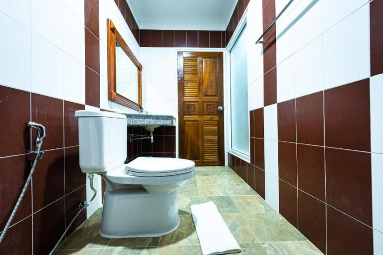 Bathroom 3, Ban Buanara (private resort), Muang Nakhon Phanom