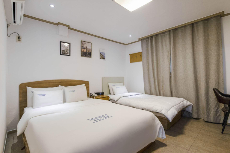 Bedroom 4, Suwon Ingye-dong The Duruwa, Suwon