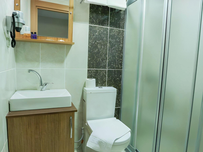 Bathroom 2, Hotel Grand Istanbul Airport, Bağcılar