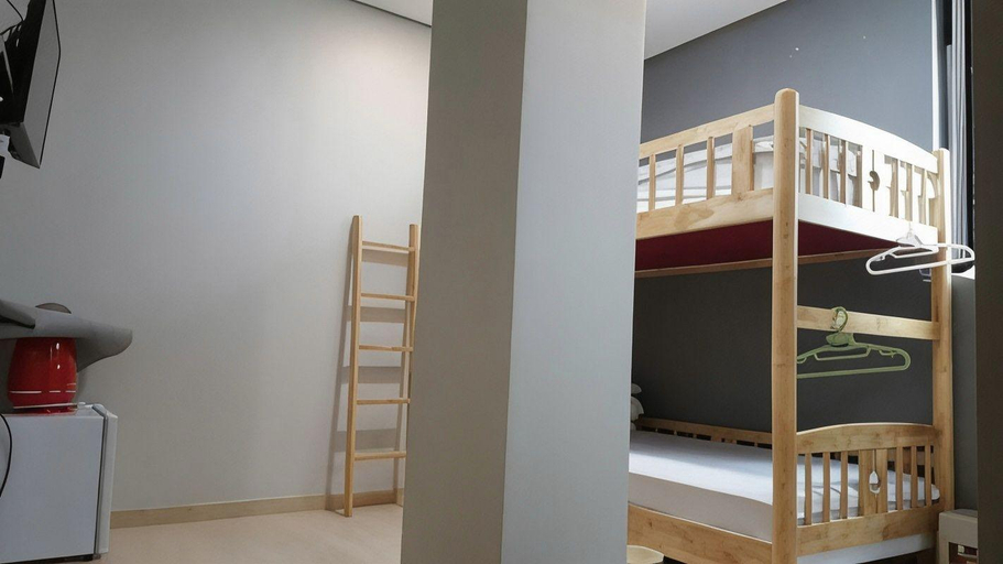Bedroom 3, Haeundae O'Guest, Haeundae