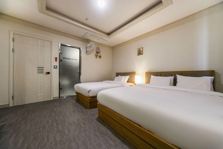 Bedroom 4, Changwon Masan Amor Hotel, Masan
