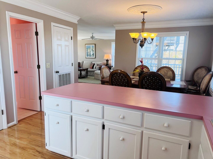 Dining 4, Victoria - 3 Br Home, Brunswick