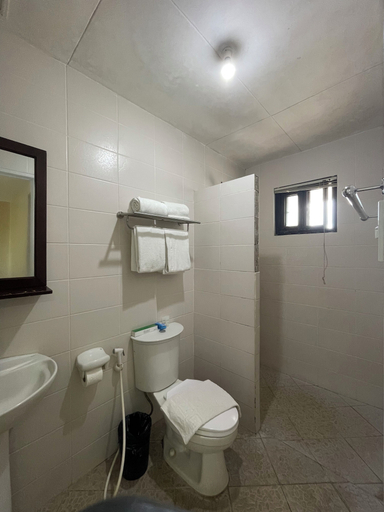 Bathroom 2, Graceland Resort Tayabas Quezon, Tayabas City