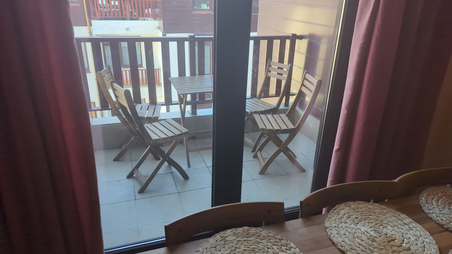 Dining 5, Borovets Apartments, Flora Violet Residence, Samokov