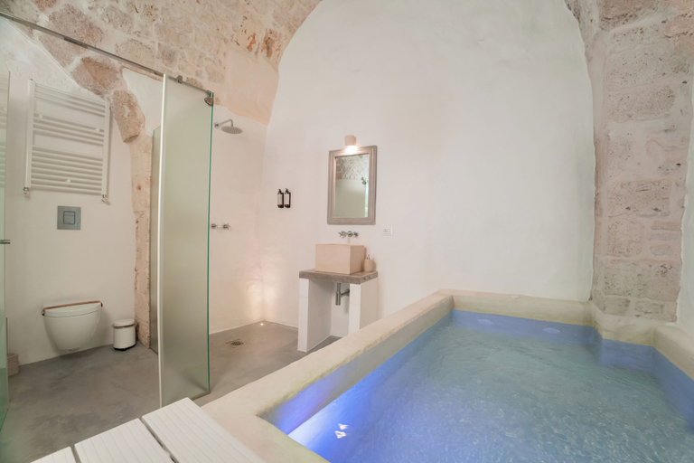 Bathroom 3, giuseppe de pinto, Brindisi