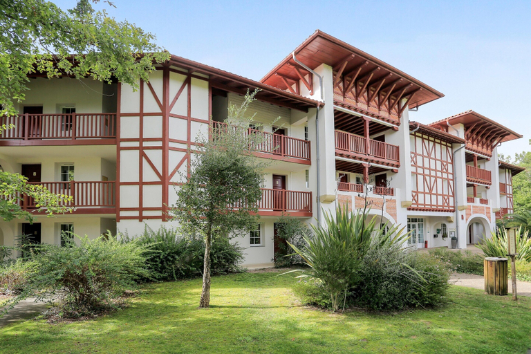 Exterior 3, Scenic Pine Forest Apartment for 4, Landes