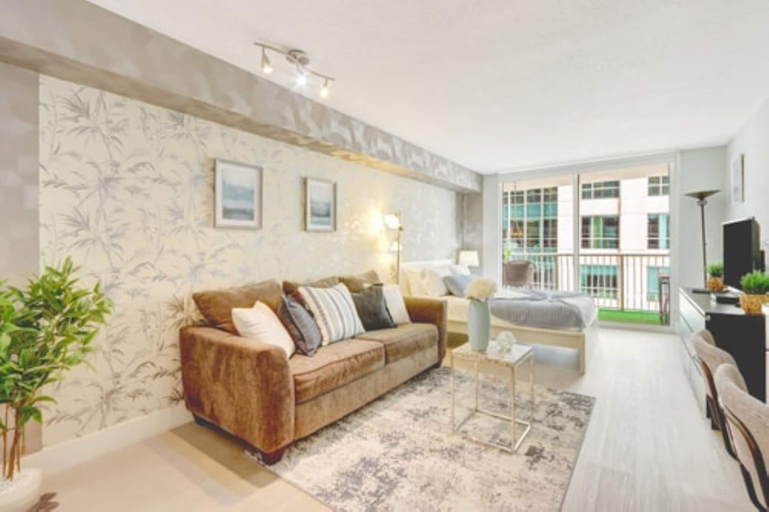 Primary image, The Brickell Estates, Miami-Dade