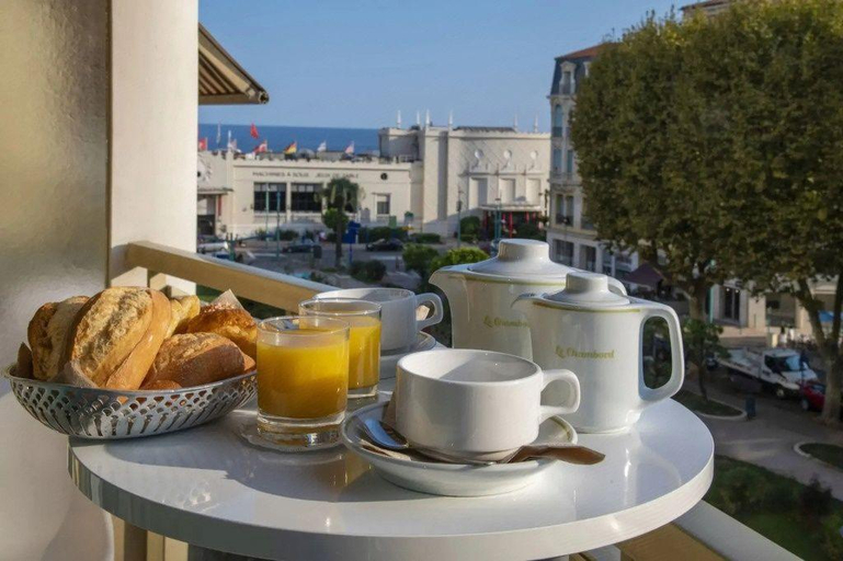 Food & Drinks, Hotel Chambord, Alpes-Maritimes