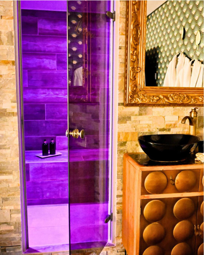 Bathroom, Suite romantique Le temps d'un Instant Loveroom Hammam jacuzzi piscine, Alpes-de-Haute-Provence