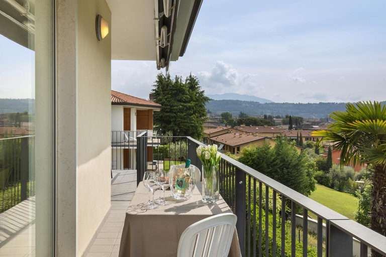 Others 5, Ca Gardesana With Pool, Verona