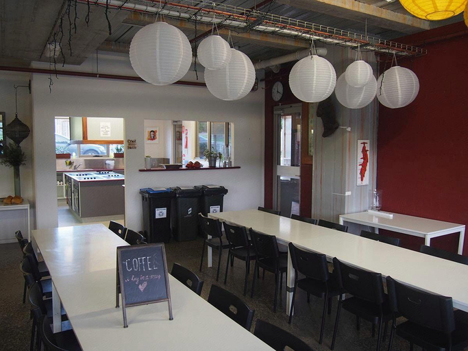 Food & Drinks 3, Sow and Piglets Guesthouse, Corangamite - South