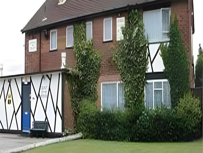 Exterior view, Charde Guest House, Birmingham