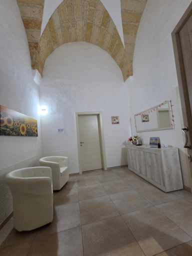 Bedroom 2, Bed&Dreams in Salento - Camera Matrimoniale Superior con bagno privato, Lecce