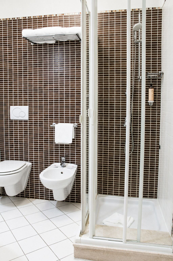 Bathroom 5, Mercure Olbia, Olbia-Tempio