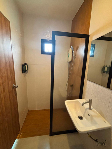 Bathroom 4, The Connect Chiang Mai, Muang Chiang Mai