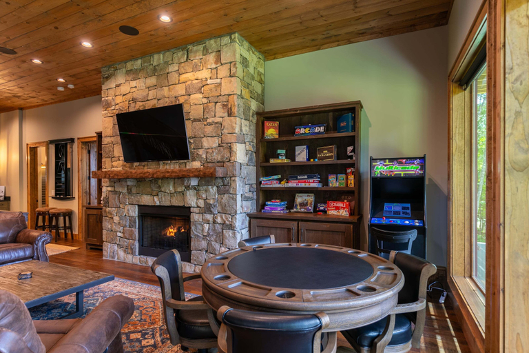Interior 5, The Phoenix at Eagles Nest, Avery