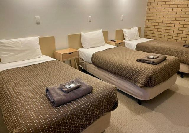 Bedroom 3, Ambassador Motor Inn, Ballarat  - Inner North