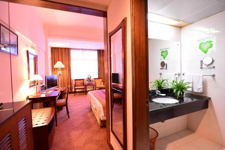 Bathroom 4, Baodao Exhibition Center Hotel, Nanping