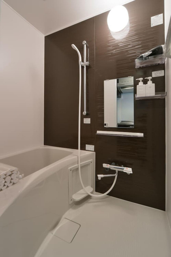 Bathroom 3, Stylewood Sangenjaya, Setagaya