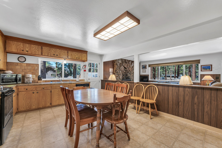 Dining 3, Foothill Folly 4 Bedroom Home by RedAwning, Douglas