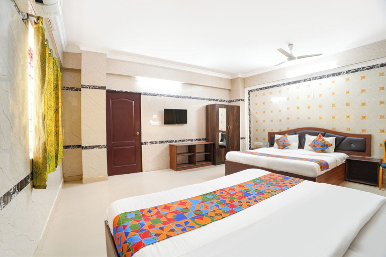 Bedroom 3, FabHotel Le Royal Inn, Chennai