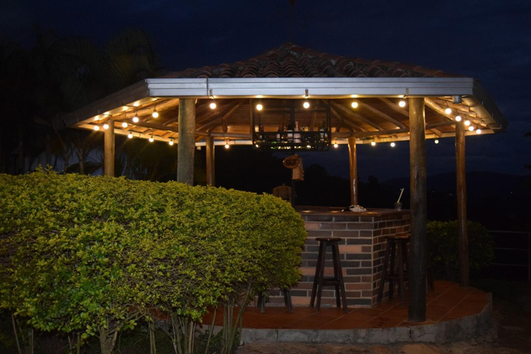 Food & Drinks 4, Hotel Campestre Palmas del Zamorano, Curití