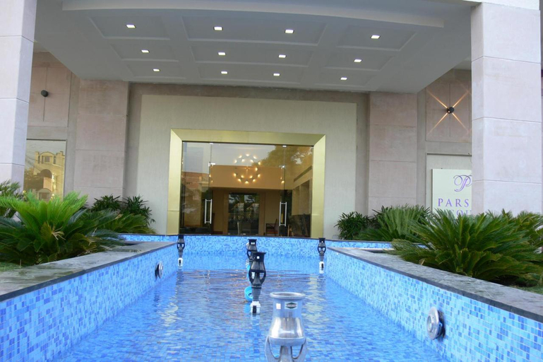 Sport & Beauty, Hotel Parsons Court, Dindigul