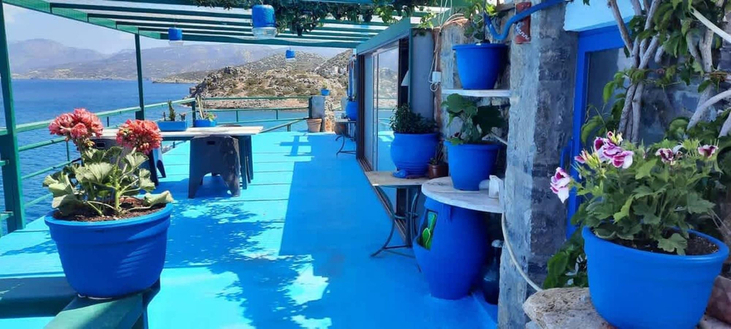 Room 2, Seaside Ntounas Apartments - Cretan Double Nest, Crete